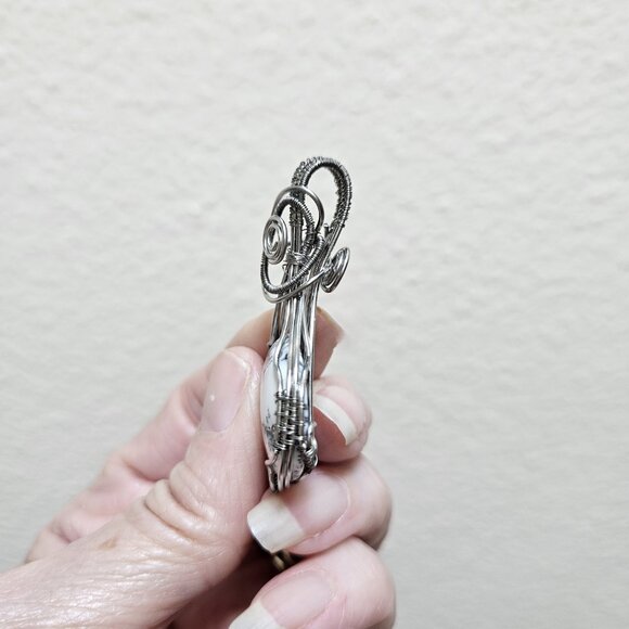 Dendrite Opal Black and White pendant Stainless Steel non tarnish wire & chain - Picture 8 of 12